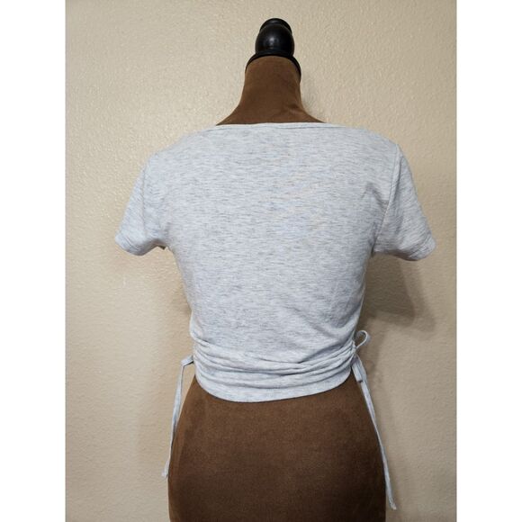 Cotton On Women’s Light Gray Side Tie Cinched Crop Top Size M - Picture 2 of 2